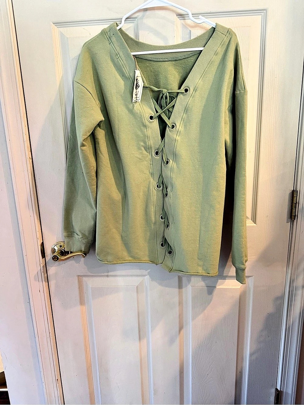 NWT Easel Green Lace-Up Long Sleeve COTTON lace up sweatshirt SMALL